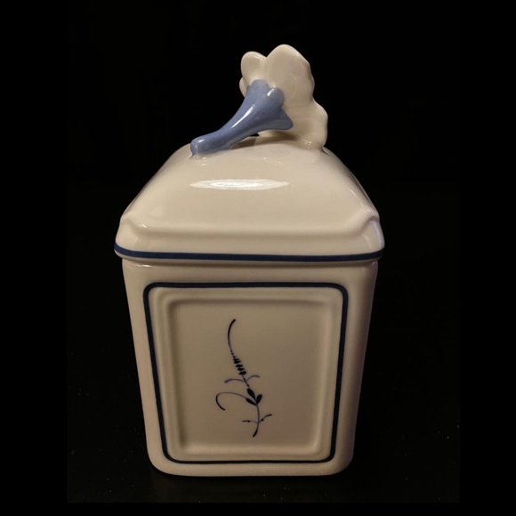 Villeroy & Boch 1748 Small Canister - Picture 3 of 7